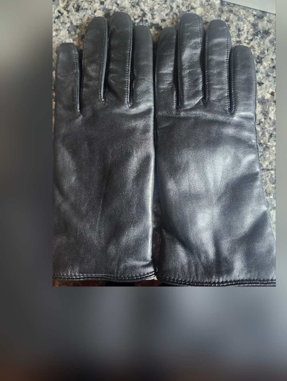 Fownes Black Leather Gloves Faux Fur Lining Size 8.5